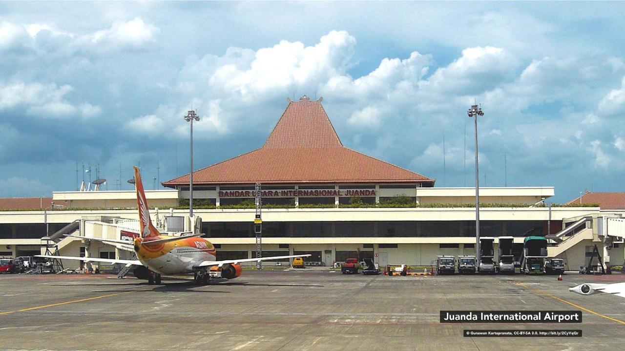 Kencana Residence Surabaya Buitenkant foto